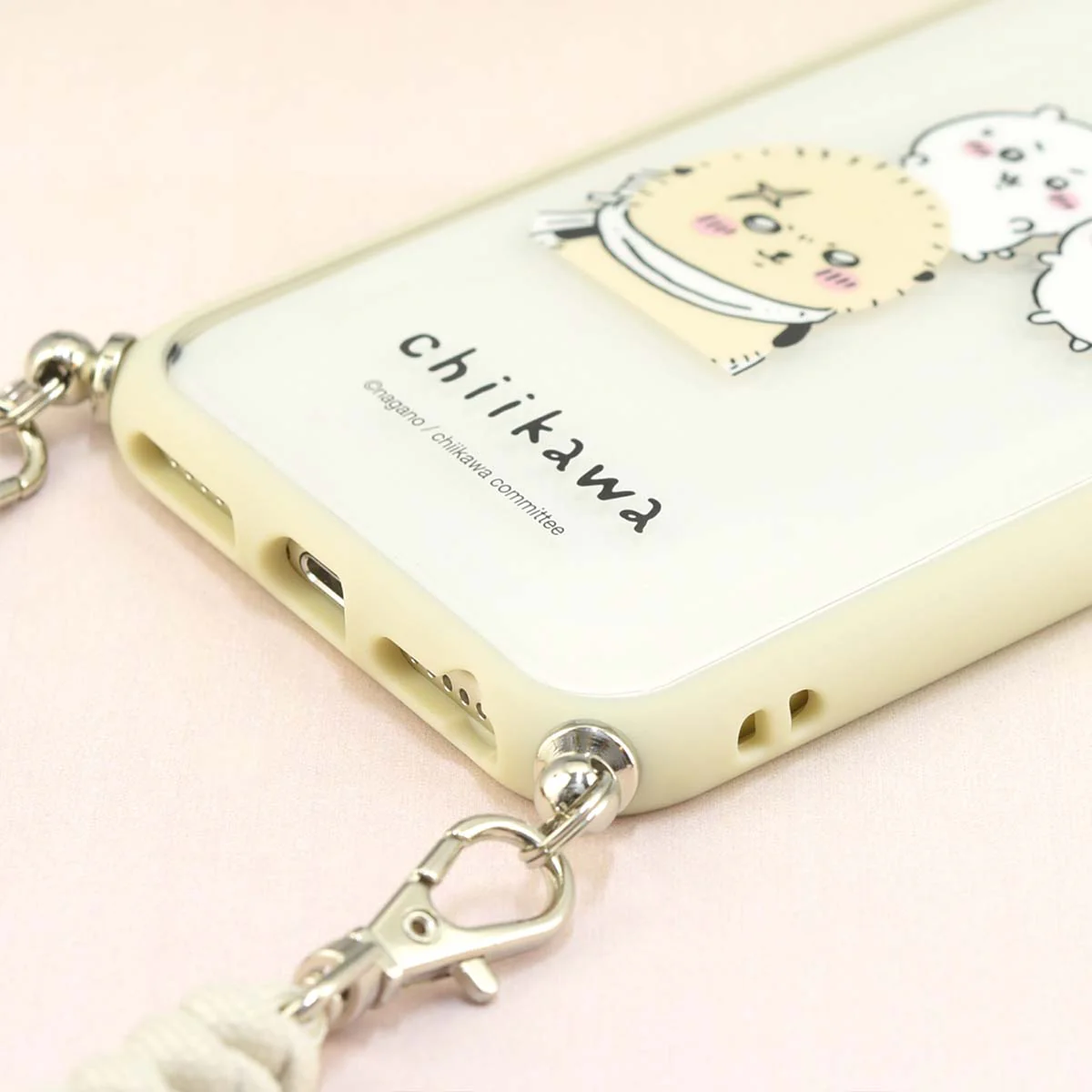 ちいかわ IIIIfit Loop iPhone対応 ケース(ラッコ) - Image 3