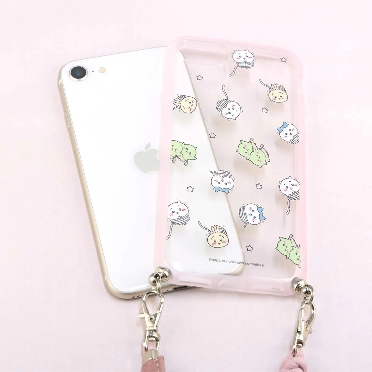 ちいかわ IIIIfit Loop iPhone対応 ケース(総柄) - Image 2