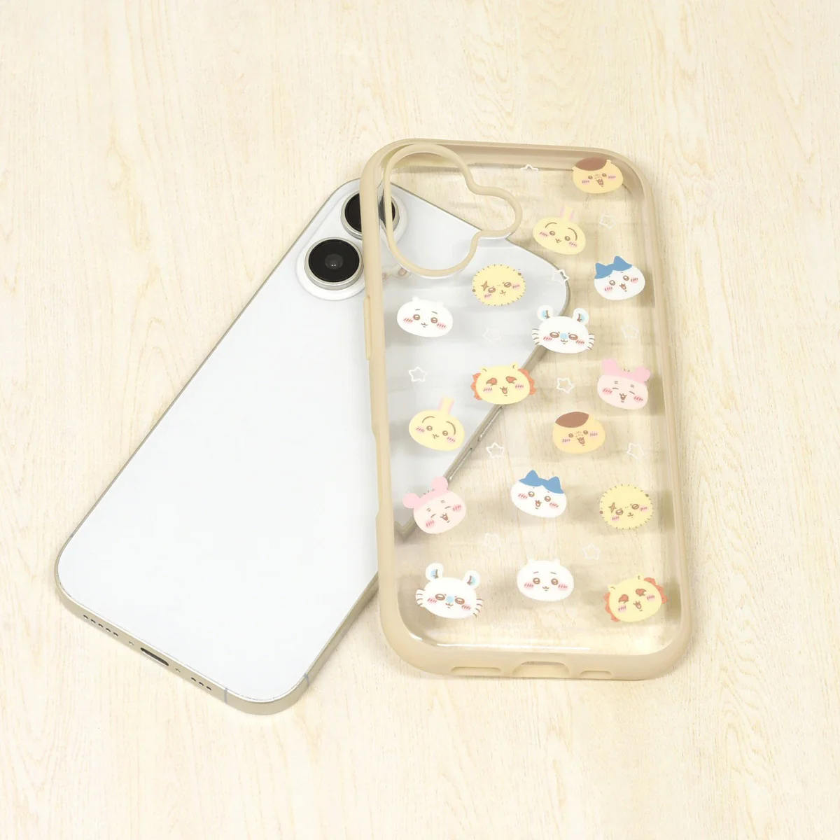 ちいかわ IIIIfit Clear iPhoneケース(総柄) - Image 2
