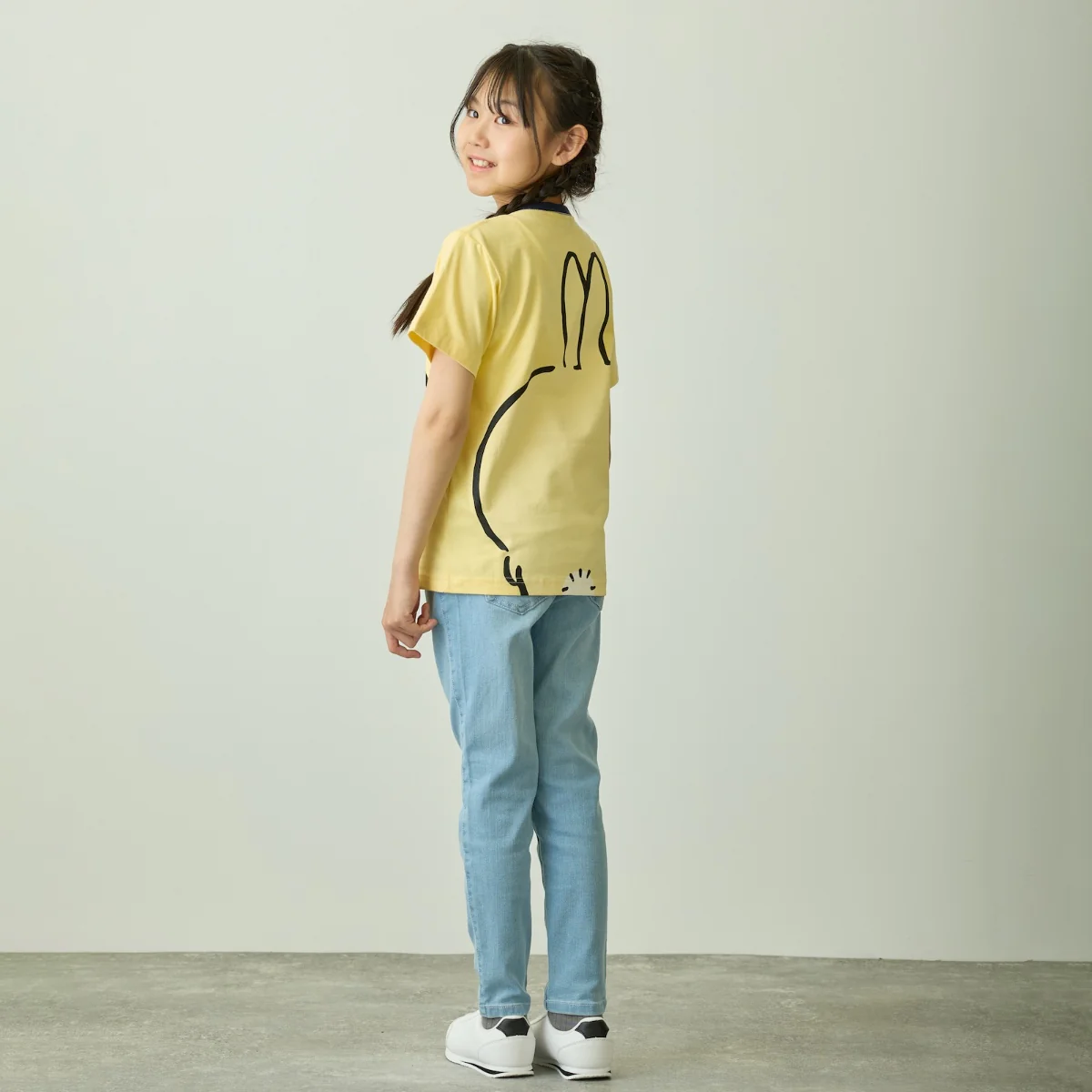 ちいかわ ちいかわパーク キッズTシャツ ビッグキャラクター うさぎ イエロー - Image 3