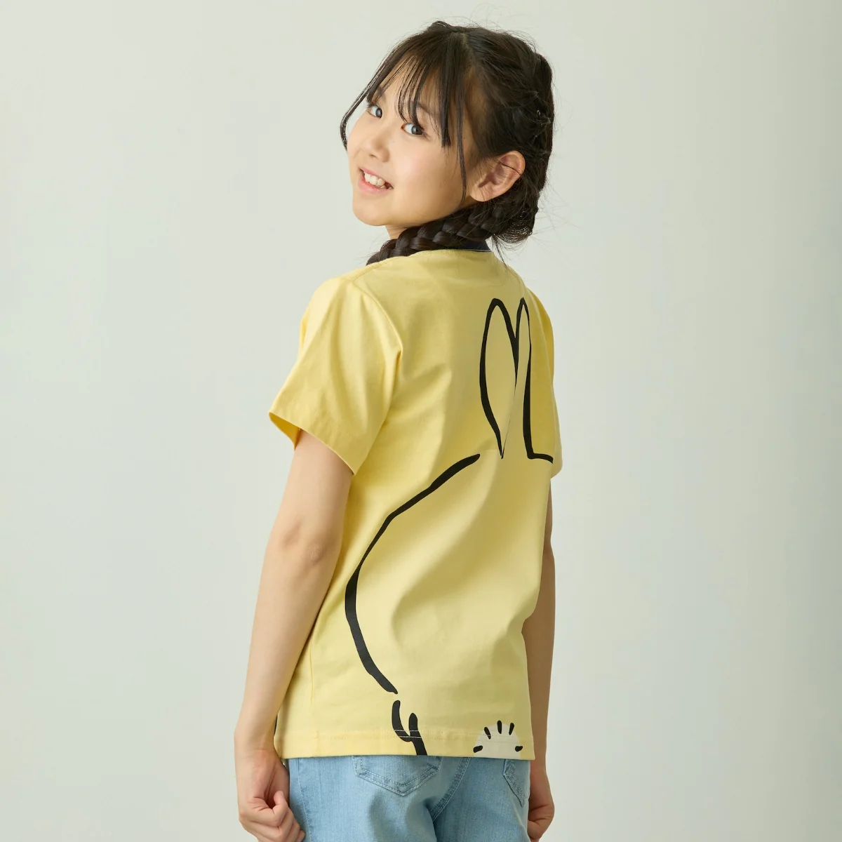 ちいかわ ちいかわパーク キッズTシャツ ビッグキャラクター うさぎ イエロー - Image 5