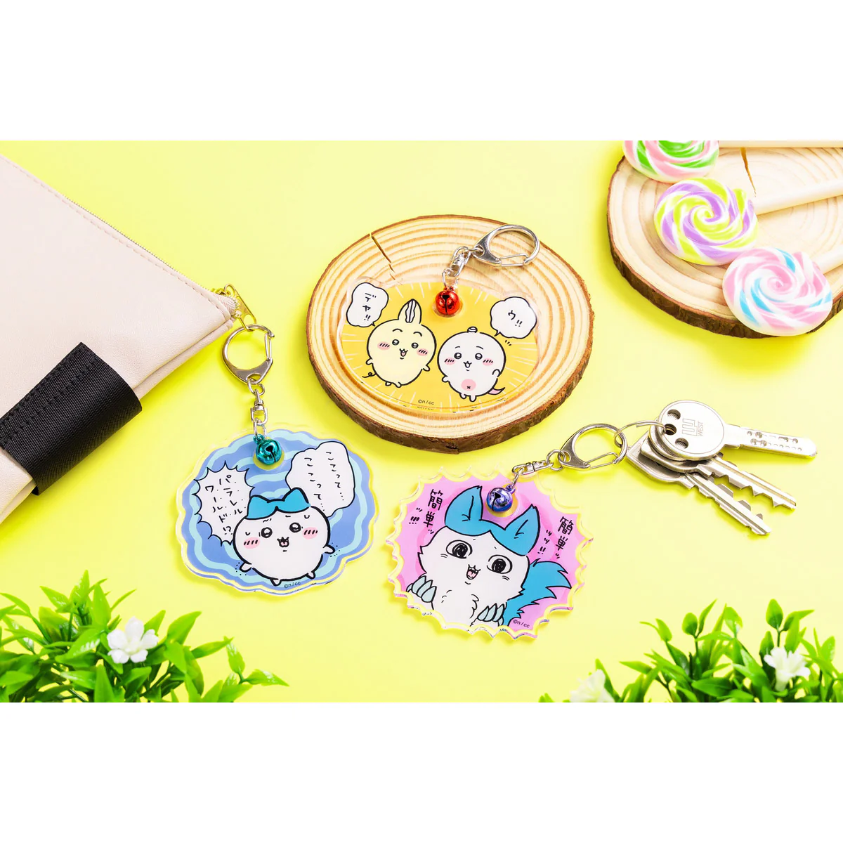 ちいかわ パラレルワールド！？ 鈴付きアクリルキーホルダー（強くなったハチワレ） - Image 2