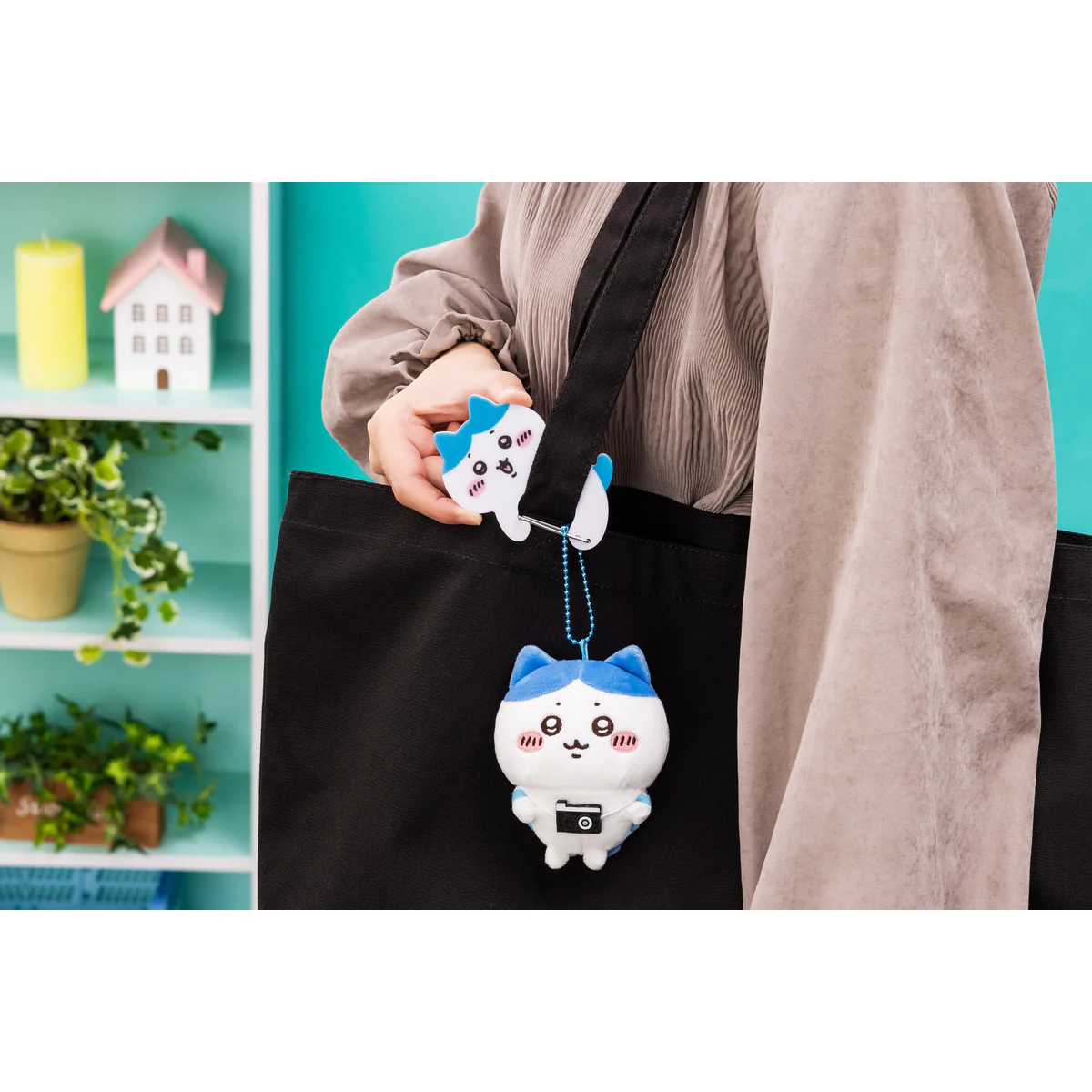 ちいかわ ダイカットアクリルカラビナ(ちいかわ) - Image 4