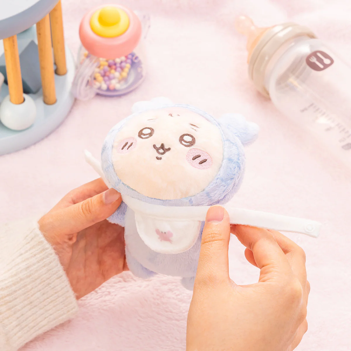 ちいかわ Chiikawa Baby ハイハイぬいぐるみ(ラッコ) - Image 5