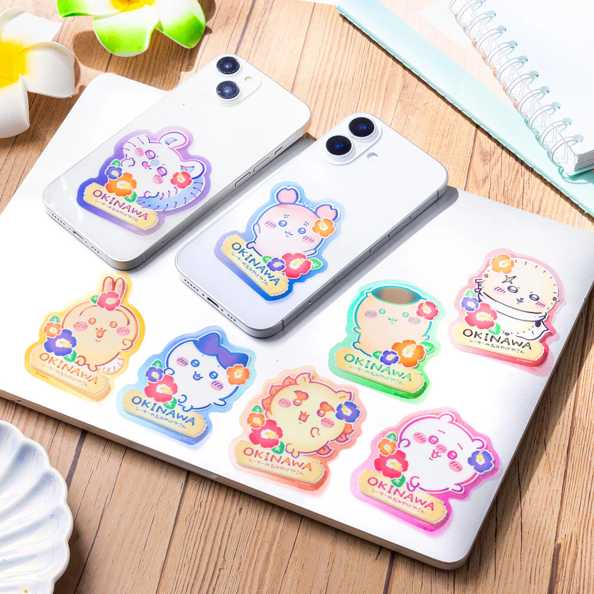 ちいかわ シーサーのおみやげやさん スマホに貼れるサイズのクリアステッカー(古本屋) - Image 2