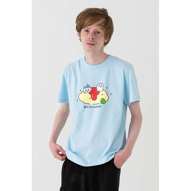 ちいかわ オムライス Tシャツ(ライトブルー) - Image 6