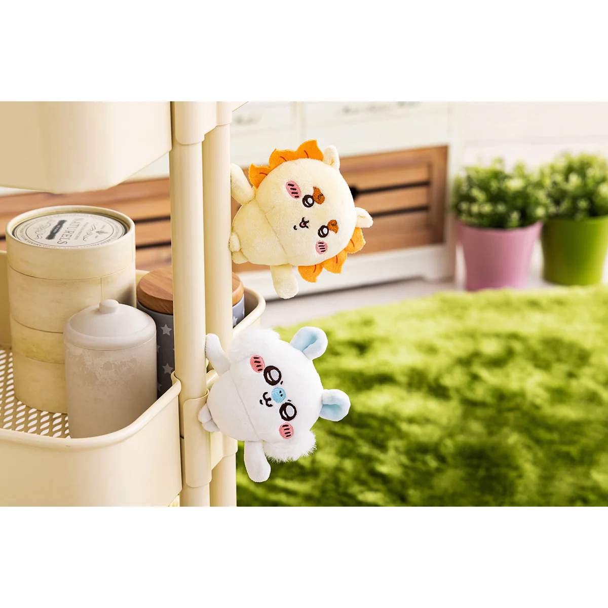 ちいかわ なかよし手つなぎ 磁石ぬいぐるみ（ちいかわ） - Image 2