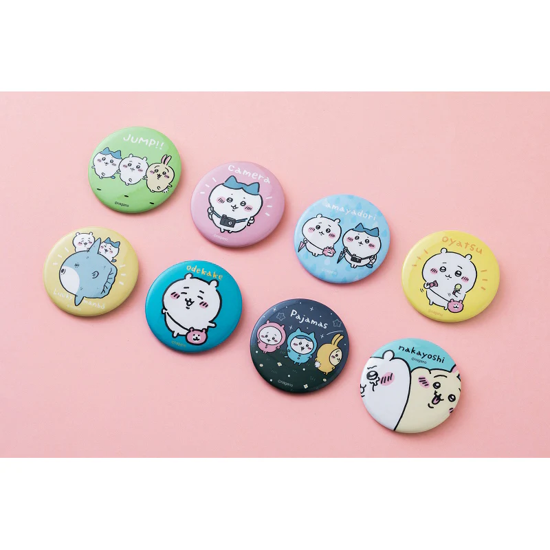 ちいかわ なかよしおでかけ缶バッジ(おでかけ) - Image 3