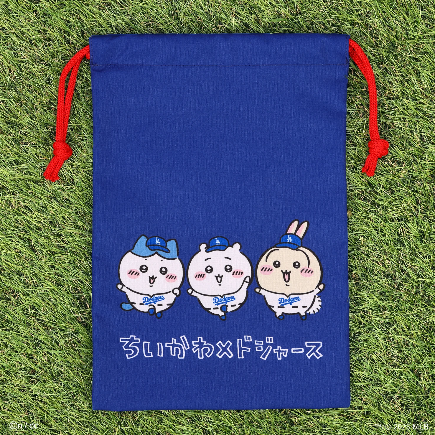 ちいかわ×MLB TOKYO SERIES 巾着(ドジャース) - Image 2